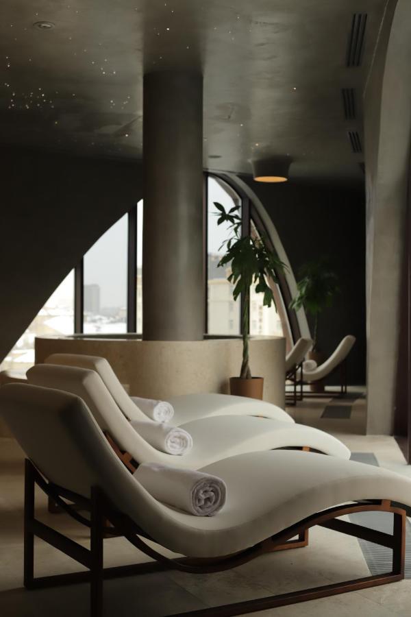 The Veil Hotel Astaná Exterior foto The spa at The Standard East Village