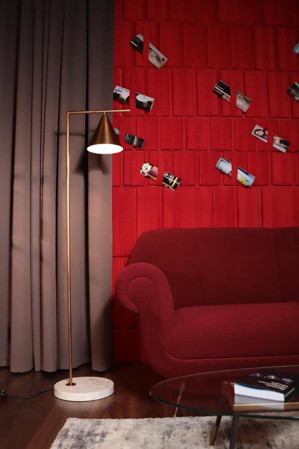 The Veil Hotel Astaná Exterior foto A 3D rendering of a room with a red wall